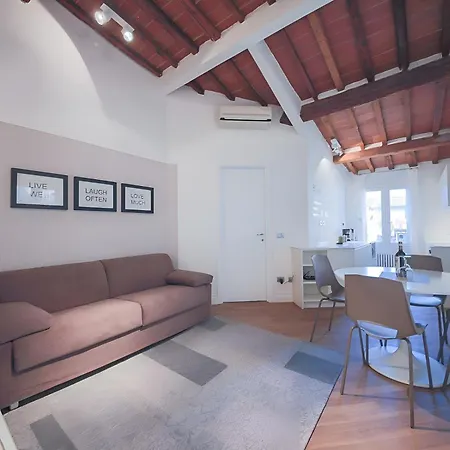 Apartamento Elegant And Bright Flat Near The Duomo