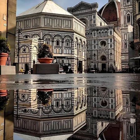 Elegant And Bright Flat Near The Duomo * Florencia